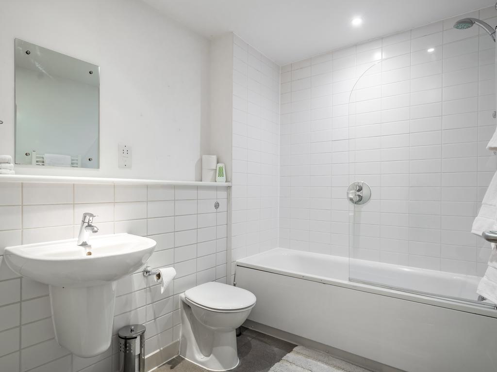 City Center Apartment ベドフォード エクステリア 写真